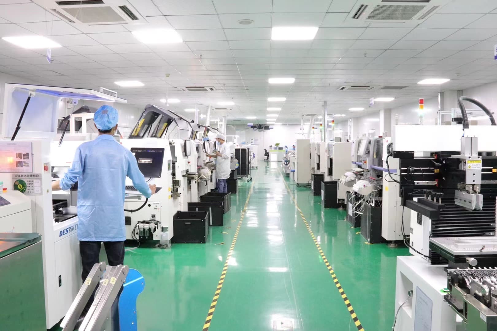 Advanced Equipment of Industrial Computer Factory at YANLING